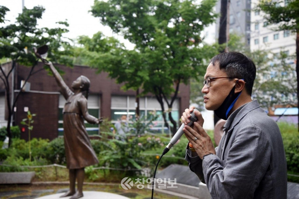 15일 박주민 더불어민주당 당대표 후보는 광복회와 평화의 소녀상을 찾았다.