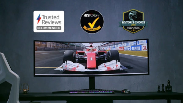 삼성전자 커브드 게이밍 모니터 오디세이 Neo G9을 호평한 미국·유럽 주요 매체의 어워드 로고와 제품. 왼쪽부터 트러스티드 리뷰, AVS 포럼, 테크아리스