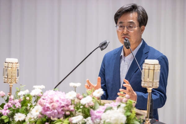김동연 경기도지사 당선인이 15일 '충북도민회 임원간담회'에 참석했다.