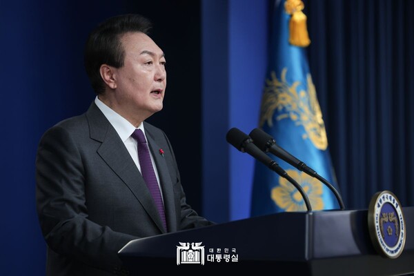 윤석열 대통령은 2023년 신년사를 통해 노동, 교육, 연금 등 3대 개혁을 핵심 과제로 밝혔다. 