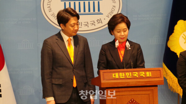 이준석 개혁신당 대표와 양향자 한국의희망 대표가 24일 국회 소통관에서 합당을 선언했다.